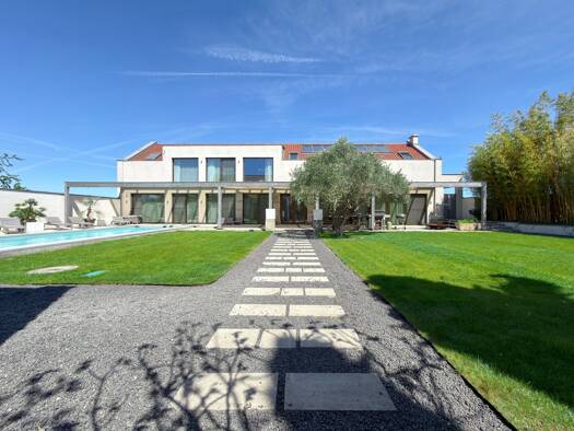 Villa zum Kauf 2.180.000 € 10 Zimmer 450 m² 1.226 m² Grundstück Podersdorf am See 7141