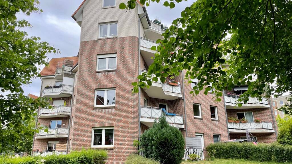 Wohnung zum Kauf 229.000 € 4,5 Zimmer 104 m² Bergen Bergen auf Rügen 18528