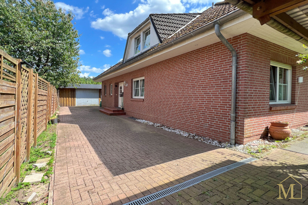 Mehrfamilienhaus zum Kauf 550.000 € 6 Zimmer 217 m²<br/>Wohnfläche 816 m²<br/>Grundstück Ovelgönne - Ketzendorf Buxtehude 21614