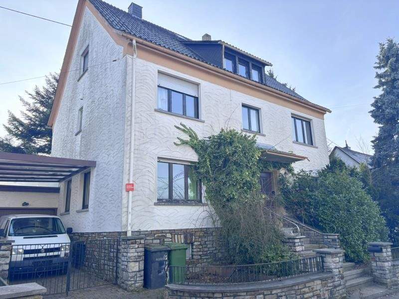 Immobilie in Nauort - Bringen Sie dieses Schmuckstück wieder zum Strahlen! Immobilie mit Charakter und großzügigem Garten in Nauort - Bild 0