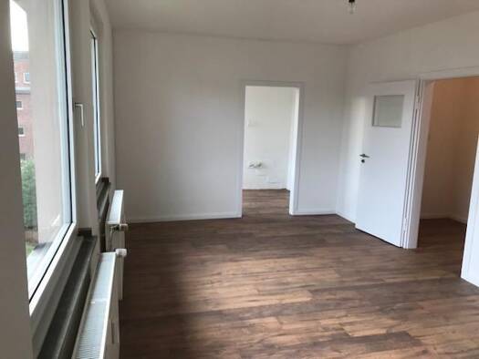 Wohnung zur Miete 500 € 1 Zimmer 39 m² 2. Geschoss frei ab 01.12.2026 Hassels Straße 98 Hassels Düsseldorf 40599
