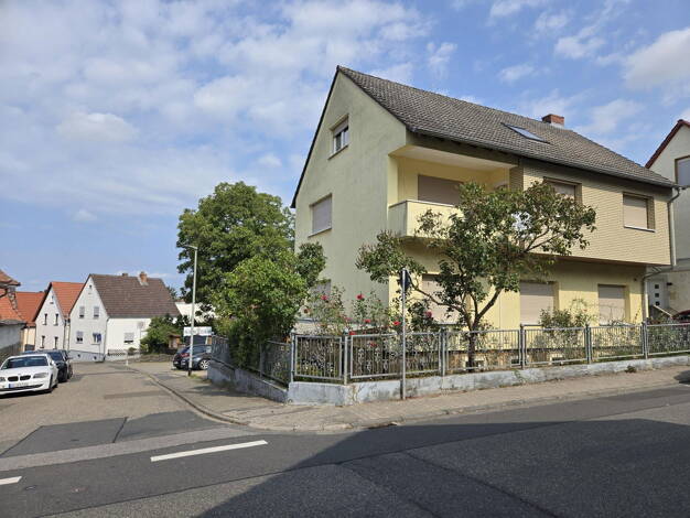 Wohnung zur Miete 700 € 4 Zimmer 70 m² EG Nieder-Saulheim Saulheim 55291