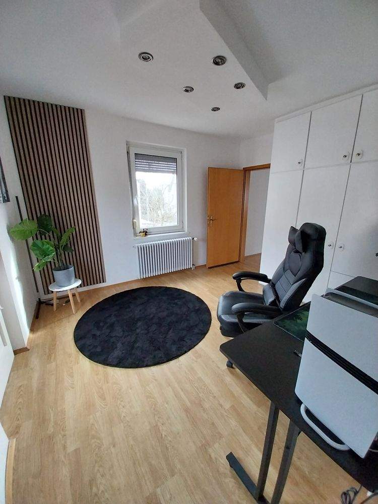 Immobilie in Radolfzell am Bodensee - Verkauf - 2 Familienhaus mit gut vermieteter Gewerbeeinheit in Böhringen - Bild 4