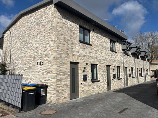 Reihenhaus zur Miete 1.190 € 3 Zimmer 69 m² frei ab 01.08.2026 Elmshorn 25337