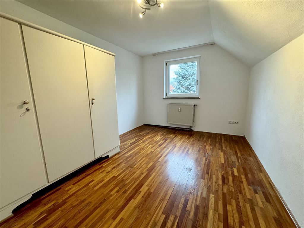 Wohnung zur Miete 450 € 2 Zimmer 56 m²<br/>Wohnfläche ab sofort<br/>Verfügbarkeit Straß Burgheim , Oberbay 86666