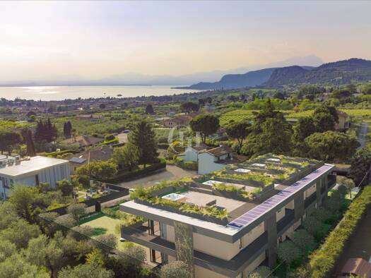 Penthouse zum Kauf - Erstbezug 1.100.000 € 4 Zimmer 75 m² 1. Geschoss frei ab sofort str. alzeroni Bardolino 37011