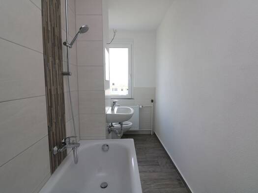 Wohnung zur Miete 399 € 3 Zimmer 57,8 m² 3. Geschoss Maxim-Gorki-Straße 86 Freiberg Freiberg 09599