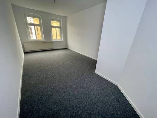 Wohnung zur Miete 340 € 2 Zimmer 52 m² 3. Geschoss frei ab 01.12.2026 Leibnizstraße 6 Untermhaus Gera 07548