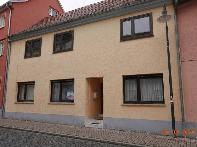 Reihenmittelhaus zum Kauf 150.000 € 8 Zimmer 167,7 m² 261 m² Grundstück Hessische Straße 7 Treffurt 99830