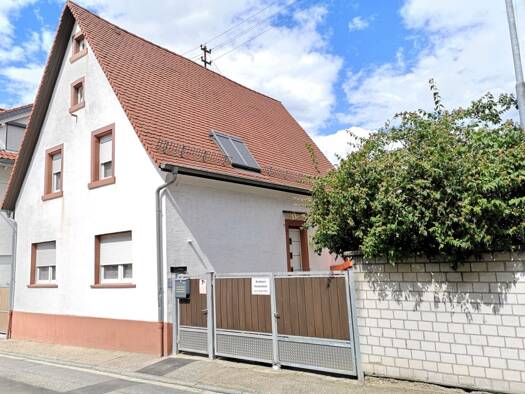 Einfamilienhaus zum Kauf provisionsfrei 680.000 € 5 Zimmer 150 m² 498 m² Grundstück Sandhausen 69207