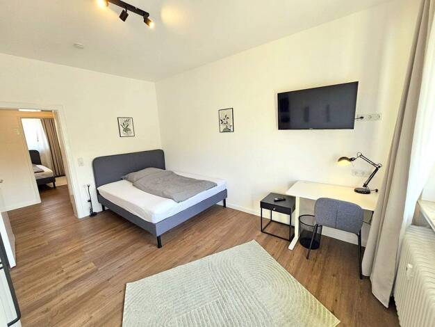 WG-Zimmer zur Miete auf Zeit 700 € 15 m² 3. Geschoss frei ab 01.05.2026 Röderbergweg 3.OGli Ostend Frankfurt am Main 60314