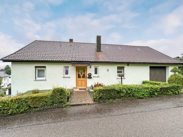 Einfamilienhaus zum Kauf 425.000 € 5 Zimmer 143 m² 754 m² Grundstück Urbach 73660