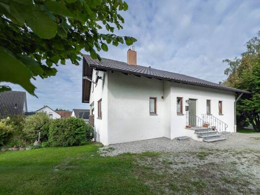 Einfamilienhaus zum Kauf 445.000 € 6 Zimmer 152 m² 1.126 m² Grundstück Gaisbeuren Bad Waldsee 88339