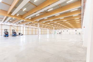 Produktionshalle zur Miete - Erstbezug provisionsfrei 4.240 m² Lagerfläche Kitzingen Kitzingen 97318