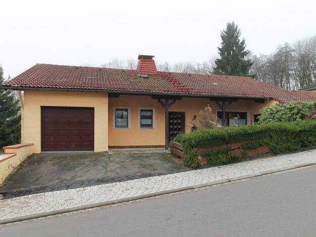 Mehrfamilienhaus zum Kauf 189.000 € 8 Zimmer 230 m² 1.919 m² Grundstück Grebenhain 36355