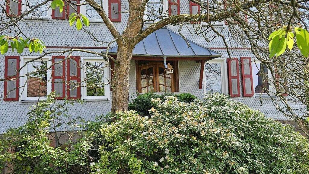 Villa zum Kauf provisionsfrei 585.000 € 9 Zimmer 240 m² 744 m² Grundstück Bieber Biebergemünd OT Bieber 63599