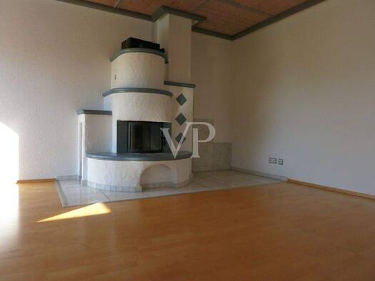 Wohnung zur Miete 990 € 3,5 Zimmer 130 m² 1. Geschoss Querstraße 3 Ebersdorf Ebersdorf b.Coburg 96237