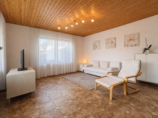 Doppelhaushälfte zum Kauf 425.000 € 5 Zimmer 129 m² 441 m² Grundstück Effringen Wildberg 72218