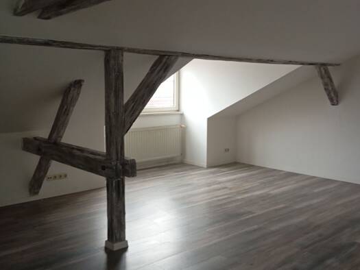 Wohnung zur Miete 425 € 3 Zimmer 65 m² 4 Geschosse frei ab sofort Naumburg Naumburg (Saale) 06618