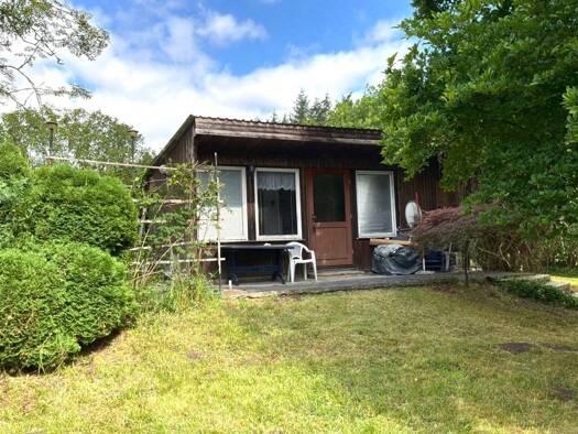 Haus zum Kauf 30.000 € 2 Zimmer 24 m² 800 m² Grundstück Wustrow Penzlin 17217