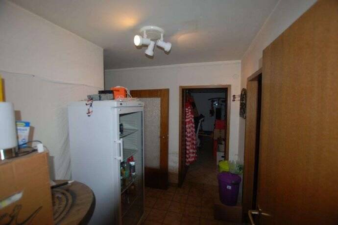 Property thumbnail 36