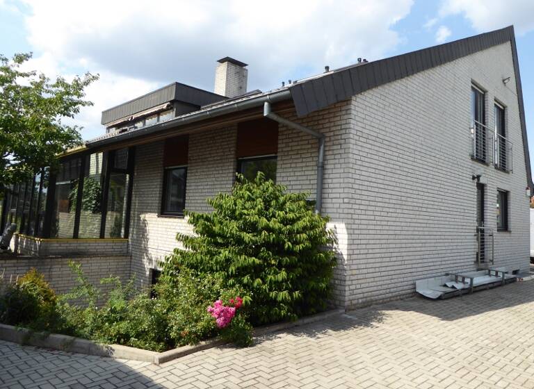 Bürogebäude zur Miete 8,67 € 289 m²<br/>Bürofläche Ehmen Wolfsburg 38442