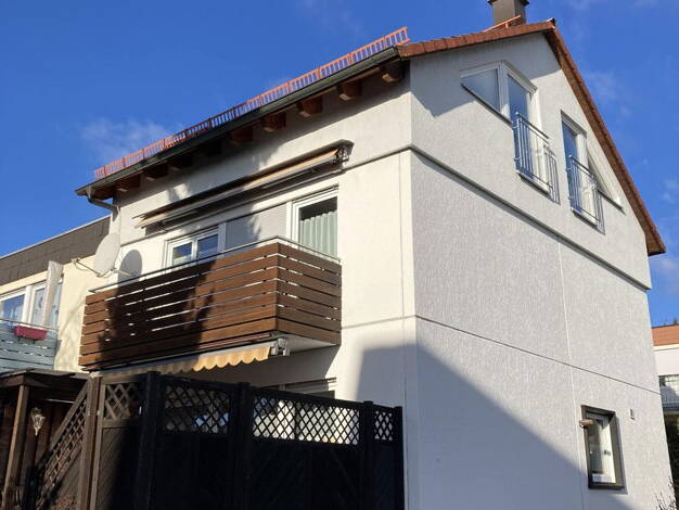Doppelhaushälfte zum Kauf provisionsfrei 399.000 € 5,5 Zimmer 127 m² 241 m² Grundstück Hundingstrasse 43b Grüner Baum Bayreuth 95445
