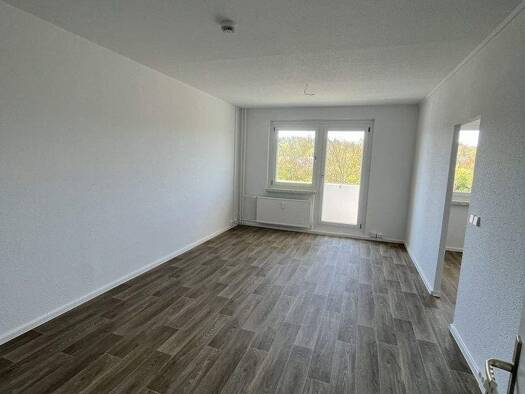 Studio zur Miete 270 € 1 Zimmer 36,1 m² 6. Geschoss Eichelweg 10 Heide Nord Halle 06120
