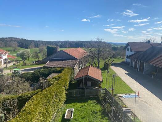 Wohnung zur Miete 750 € 2,5 Zimmer 75 m² Geschoss 2/2 Etzenberg Steinhöring 85643