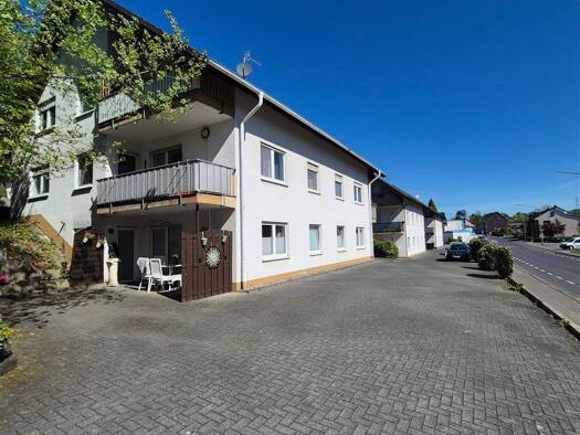 Mehrfamilienhaus zum Kauf 469.000 € 15 Zimmer 334,5 m² 546 m² Grundstück Waldbröl Waldbröl 51545