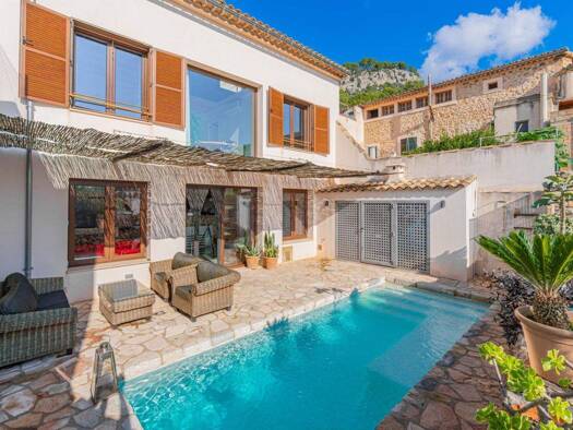 Haus zum Kauf 1.080.000 € 3 Zimmer 262 m² 163 m² Grundstück Selva 07314