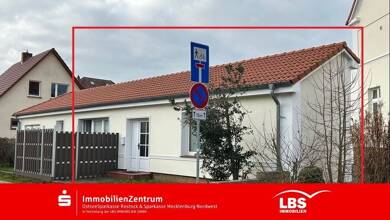 Wohnung zur Zwangsversteigerung provisionsfrei 75.000 € 2 Zimmer 65 m² Güstrow Güstrow 18273