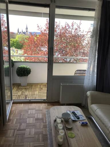 Wohnung zur Miete 700 € 2 Zimmer 59,1 m² Geschoss 4/8 Bad Homburg Bad Homburg vor der Höhe 61348
