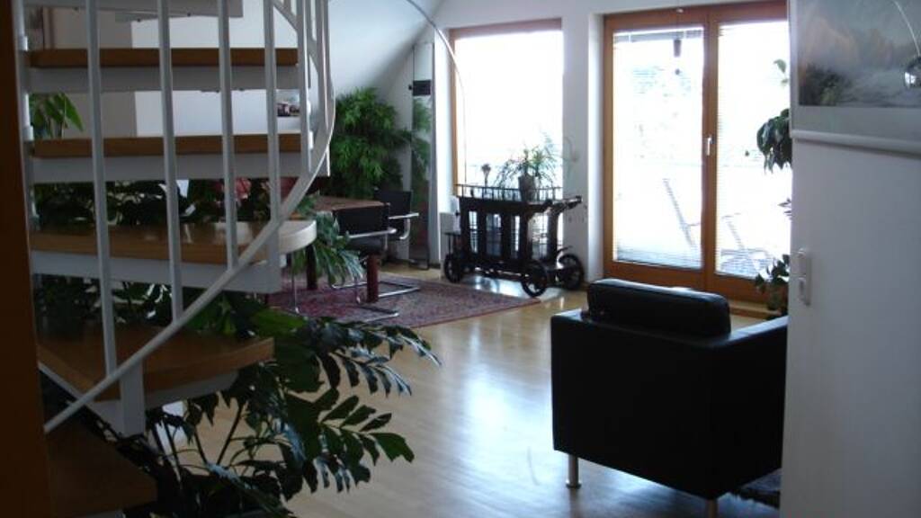 Maisonette zur Miete 2.200 € 6 Zimmer 146 m² Geschoss 2/3 frei ab sofort Brückenstraße 2 Mörfelden Mörfelden-Walldorf 64546