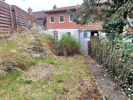 Haus zum Kauf 225.000 € 4 Zimmer 115 m² 240 m² Grundstück frei ab sofort Elversbergerstrasse 25 St. Ingbert Sankt Ingbert 66386