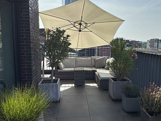 Penthouse zur Miete 3.100 € 3,5 Zimmer 190 m² frei ab sofort Ostend Frankfurt am Main 60314