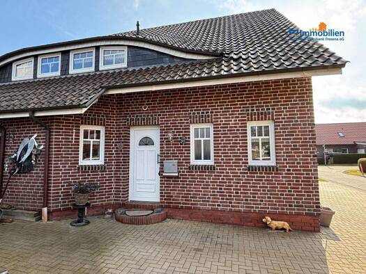 Doppelhaushälfte zum Kauf 229.000 € 4 Zimmer 130 m² 330 m² Grundstück Hage 26524