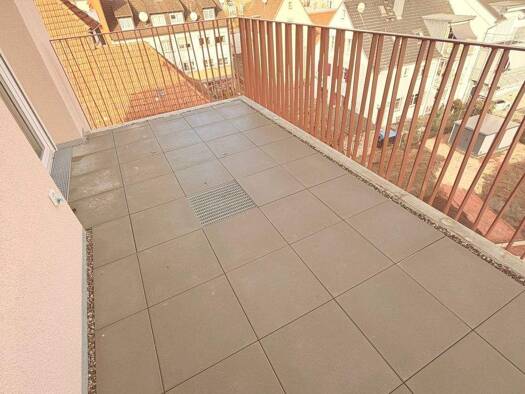 Wohnung zur Miete - Erstbezug 950 € 2 Zimmer 64,6 m² 2. Geschoss frei ab 01.05.2026 Hauptstraße 4-8 Singen 78224