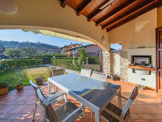 Wohnung zum Kauf 380.000 € 3 Zimmer 52,6 m² EG frei ab sofort Via della valle 86A Manerba del Garda 25080