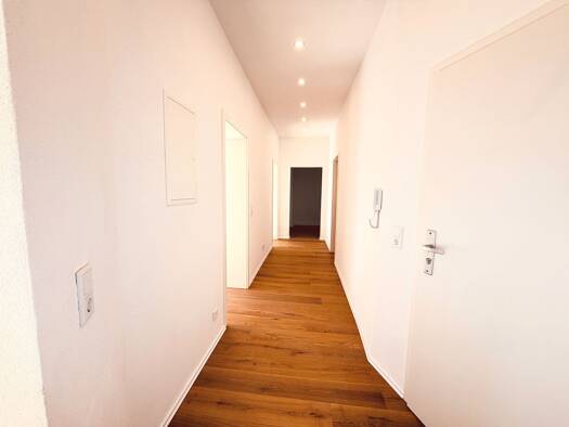 Wohnung zum Kauf provisionsfrei 399.000 € 3 Zimmer 83,8 m² Geschoss 1/3 frei ab sofort Sulzbacher Straße 87 Rennweg Nürnberg 90489