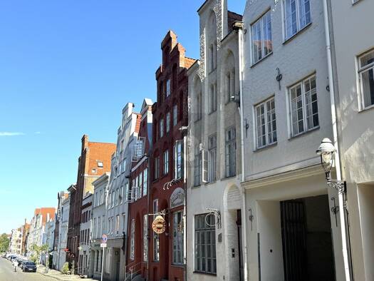 Gewerbeobjekt zum Kauf als Kapitalanlage geeignet 1.550.000 € 15 Zimmer 535 m² 360 m² Grundstück Innenstadt Innenstadt 23552