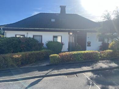 Einfamilienhaus zum Kauf 325.000 € 6 Zimmer 180 m² 744 m² Grundstück Beiershausen Bad Hersfeld 36251