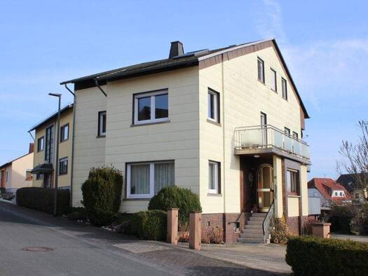 Einfamilienhaus zum Kauf 255.000 € 9 Zimmer 240 m² 1.341 m² Grundstück Oberbachheim 56355