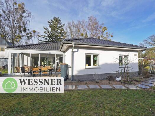 Bungalow zum Kauf provisionsfrei 695.000 € 4,5 Zimmer 143 m² 753 m² Grundstück Falkensee 14612