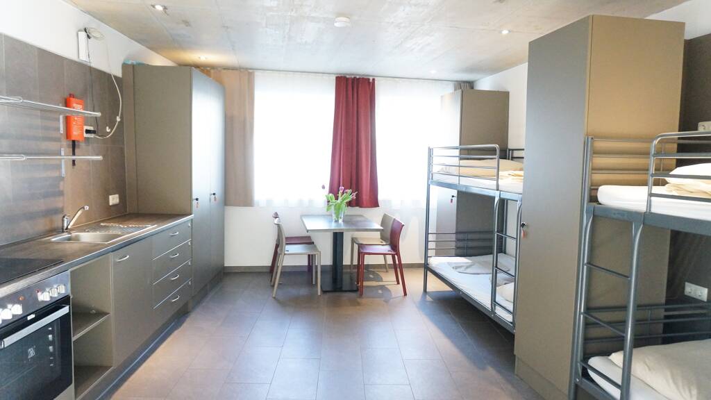 Studio zur Miete Wohnen auf Zeit 1.965 € 1 Zimmer 30 m² frei ab 21.02.2026 Linz 4614