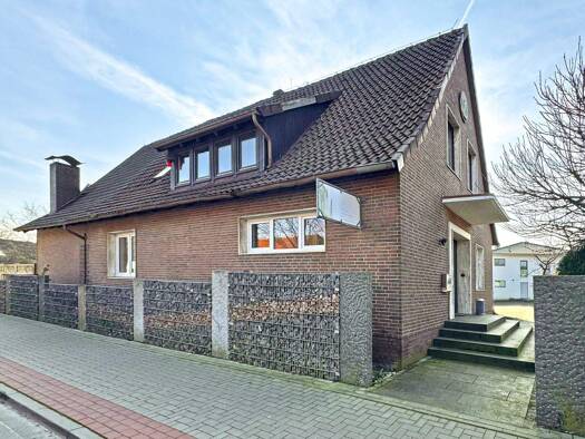 Einfamilienhaus zum Kauf 325.000 € 4 Zimmer 226,3 m² 970 m² Grundstück Wietze 29323