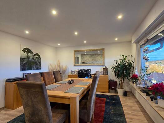 Doppelhaushälfte zum Kauf 349.000 € 7 Zimmer 130 m² 544 m² Grundstück Niefern Niefern-Öschelbronn 75223