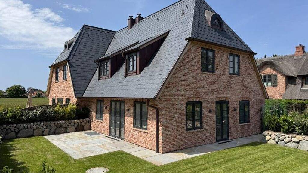 Doppelhaushälfte zum Kauf - Erstbezug 2.650.000 € 5 Zimmer 197,1 m² 899 m² Grundstück Morsum Sylt / Morsum 25980