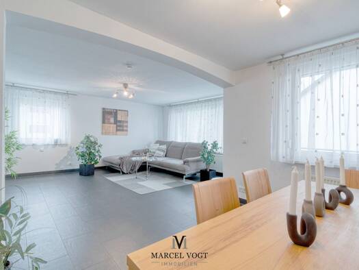 Wohnung zum Kauf 326.000 € 4 Zimmer 87 m² Wernau 73249