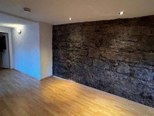 Stadthaus zum Kauf 244.700 € frei ab sofort Oberer Mauerweg 8 Dinkelsbühl 91550